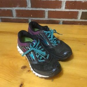 Women’s Size 9.5 Brooks Ghost 3